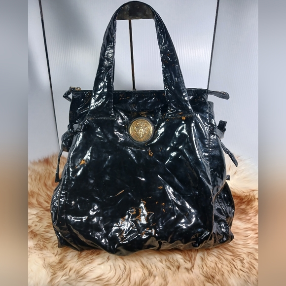 Gucci black patent leather Hysteria tote handbag. - Picture 2 of 10